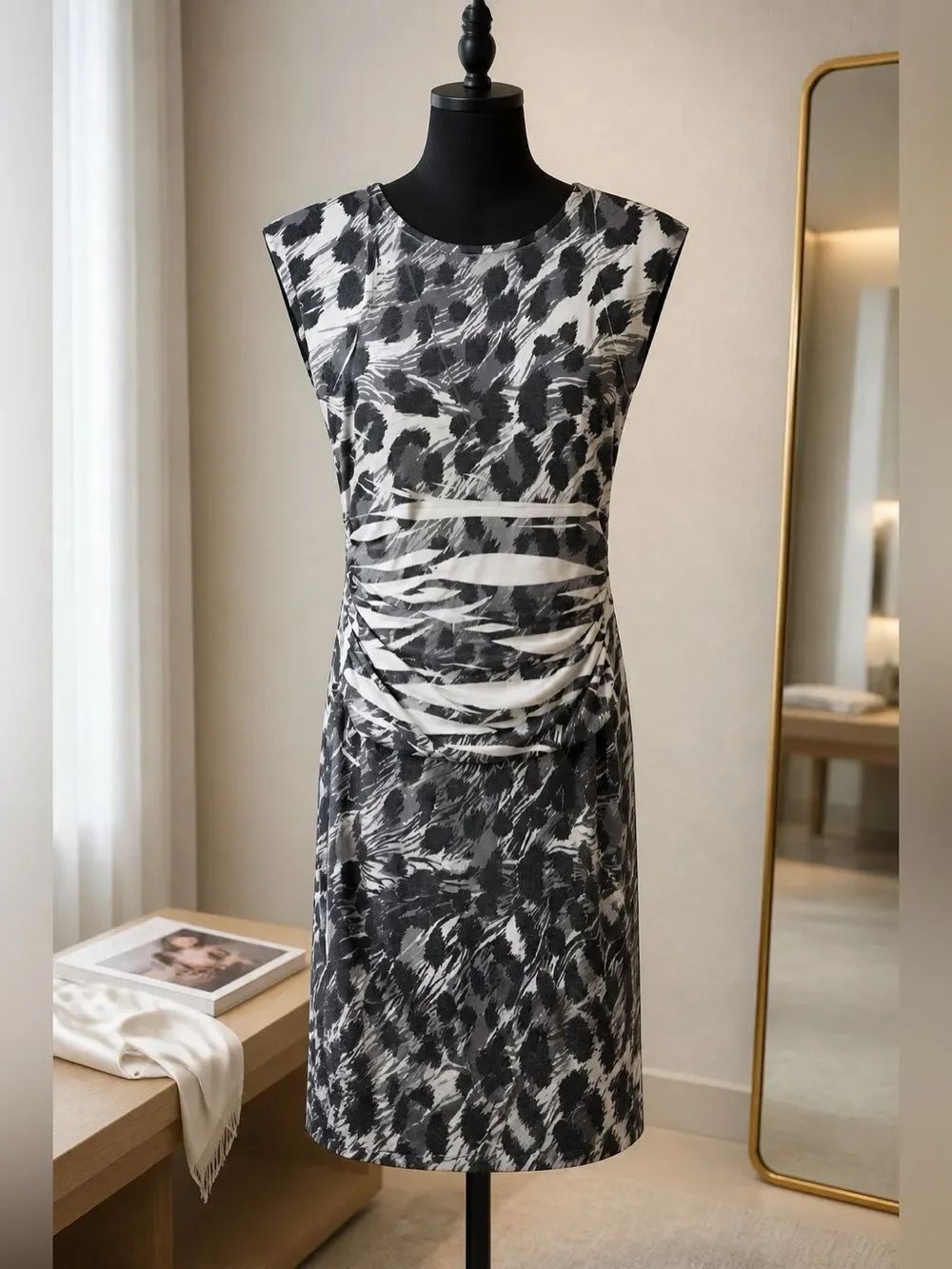 WHITE & GRAY CHETAH PRINT LOW V BACK SIZE L NWT